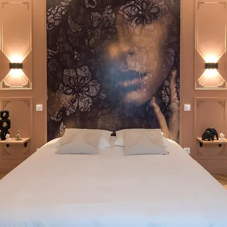 L'improbable Raffine, Elegant Et Chaleureux Apartamento