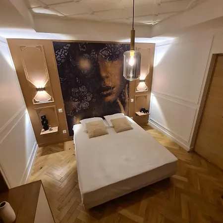 Apartament L'improbable Raffine, Elegant Et Chaleureux