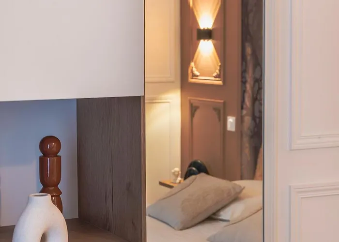 Apartamento L'improbable Raffine, Elegant Et Chaleureux Les Hauts-Saint-Jean