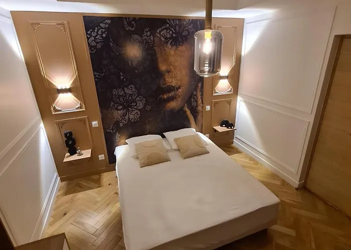 Apartamento L'improbable Raffine, Elegant Et Chaleureux